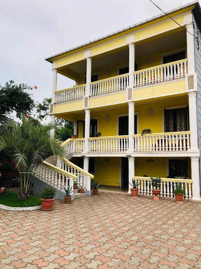 George'S House Hotel Kobuleti ภายนอก รูปภาพ