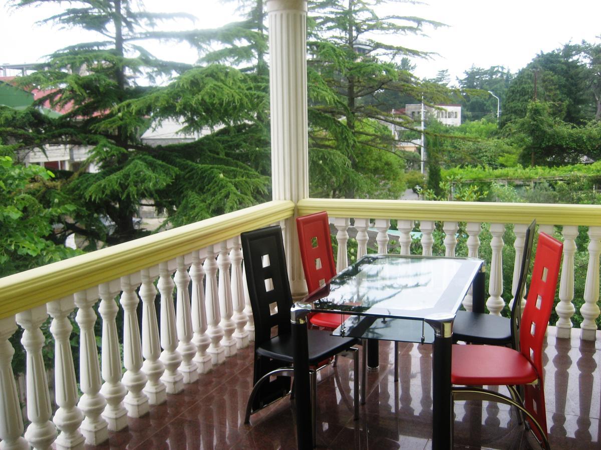 George'S House Hotel Kobuleti ภายนอก รูปภาพ