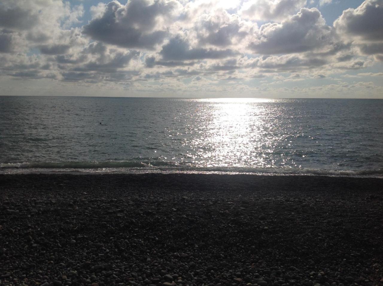 George'S House Hotel Kobuleti ภายนอก รูปภาพ