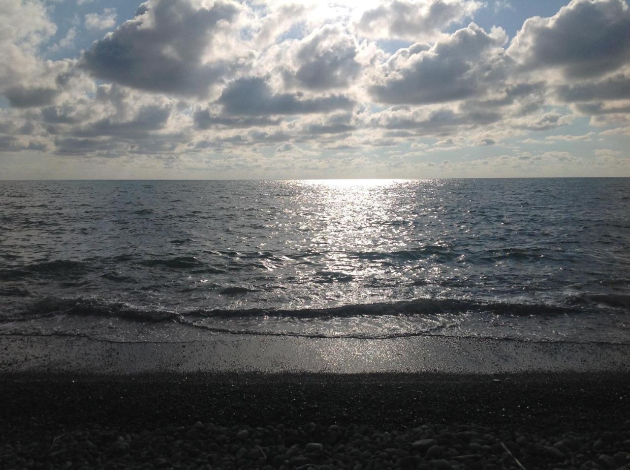 George'S House Hotel Kobuleti ภายนอก รูปภาพ